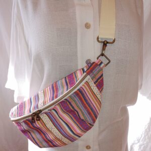 Bauchtasche gestreift