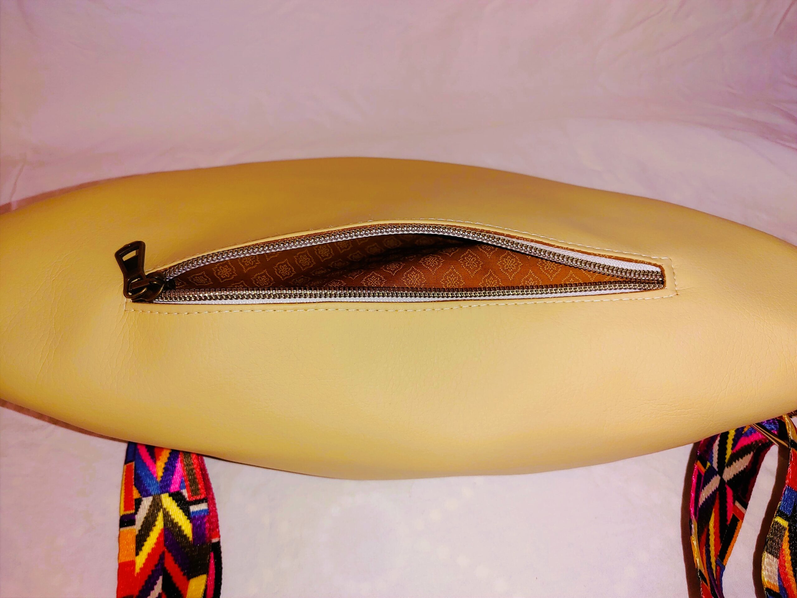 Bauchtasche buttergelb – Bild 2